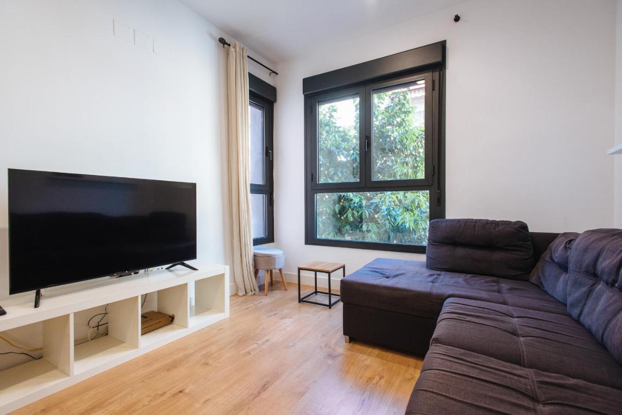 Apartamento Estelar Con Piscina Y Garaje Nervion Apartment Севиля Екстериор снимка